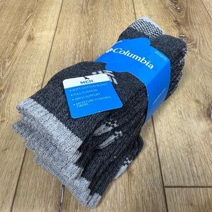 Columbia Men's Black Crew Socks 4 Pair